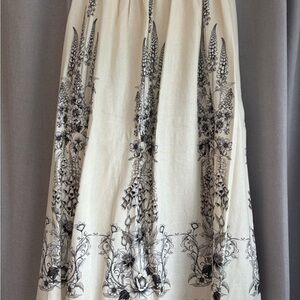 NWT Max Studio Black and Cream Floral A-Line Skirt